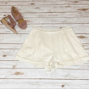 CIRANA Cotton/linen pleated high rise shorts Size Medium